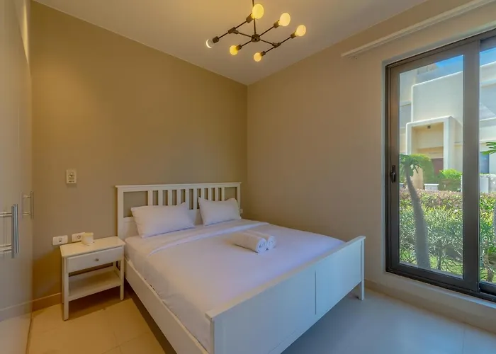 Villa Airy & Bright 4br In Tawila, El Gouna, Private Pool & Lagoon Access