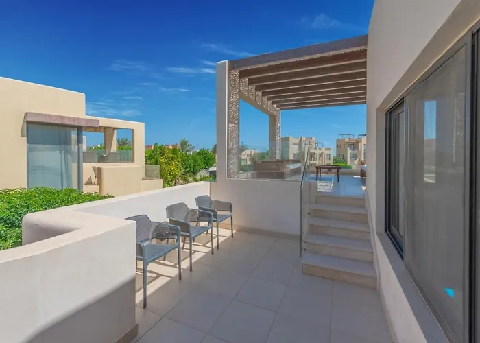 Airy & Bright 4br In Tawila, El Gouna, Private Pool & Lagoon Access * Gurdaka