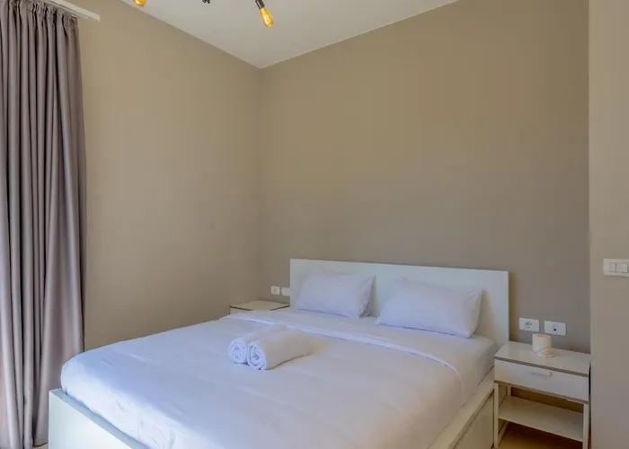 Airy & Bright 4br In Tawila, El Gouna, Private Pool & Lagoon Access