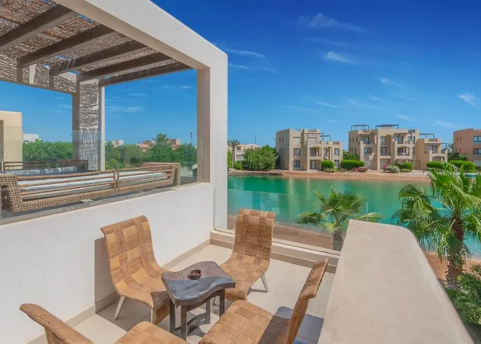 Villa Airy & Bright 4br In Tawila, El Gouna, Private Pool & Lagoon Access *
