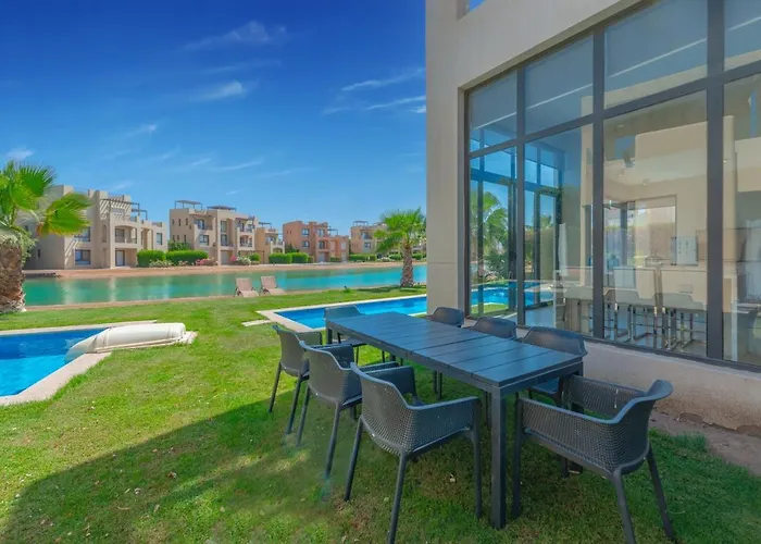 Villa Airy & Bright 4br In Tawila, El Gouna, Private Pool & Lagoon Access