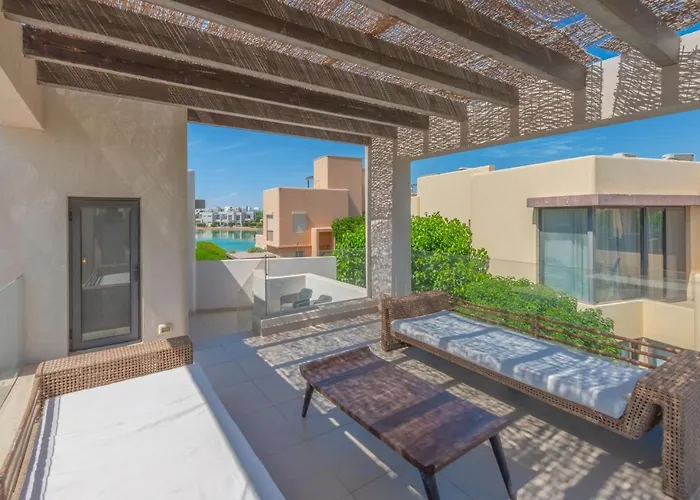 Airy & Bright 4br In Tawila, El Gouna, Private Pool & Lagoon Access * Gurdaka