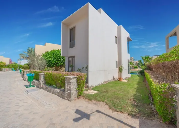 Villa Airy & Bright 4br In Tawila, El Gouna, Private Pool & Lagoon Access Gurdaka